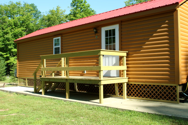 Deluxe Cabins - Rusty Spinner