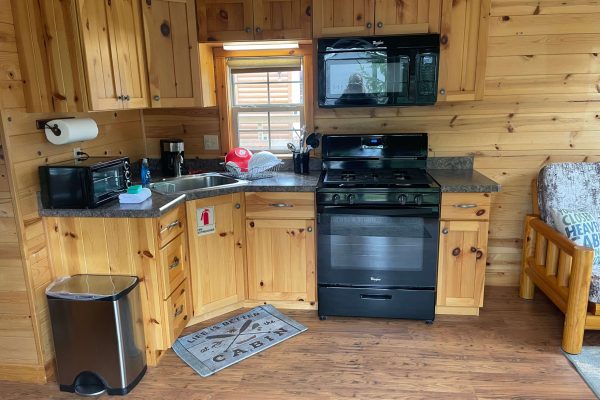 Deluxe Cabins - Gray Wulff