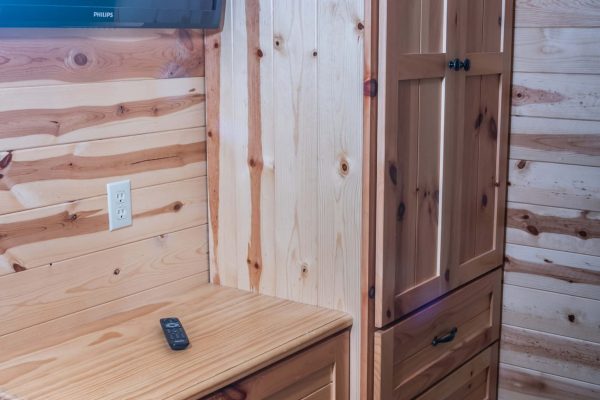 Deluxe Cabins - Royal Wulff