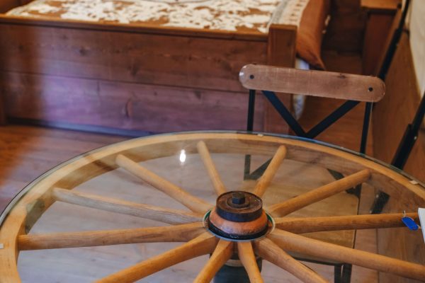 Roscoe-CatskillConestoga-CoveredWagons-Inside-beds2