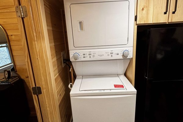 Roscoe-Mountain-Pool-Trout-Loft-photo-12-interior